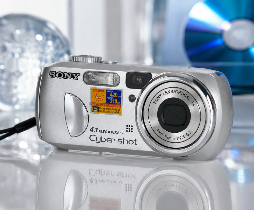 Sony Cyber-shot DSC-P73 4.1MP Digital Camera 3x Zoom Tested 128MB Card Case
